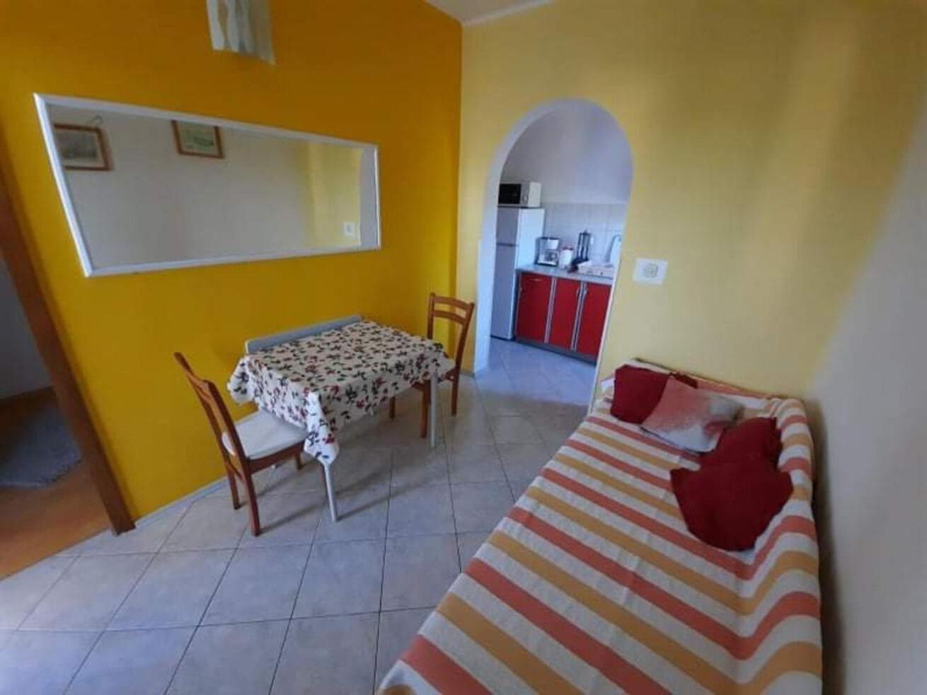 Apartments Robi- Swimming Pool And Beautiful Garden Kampor Εξωτερικό φωτογραφία