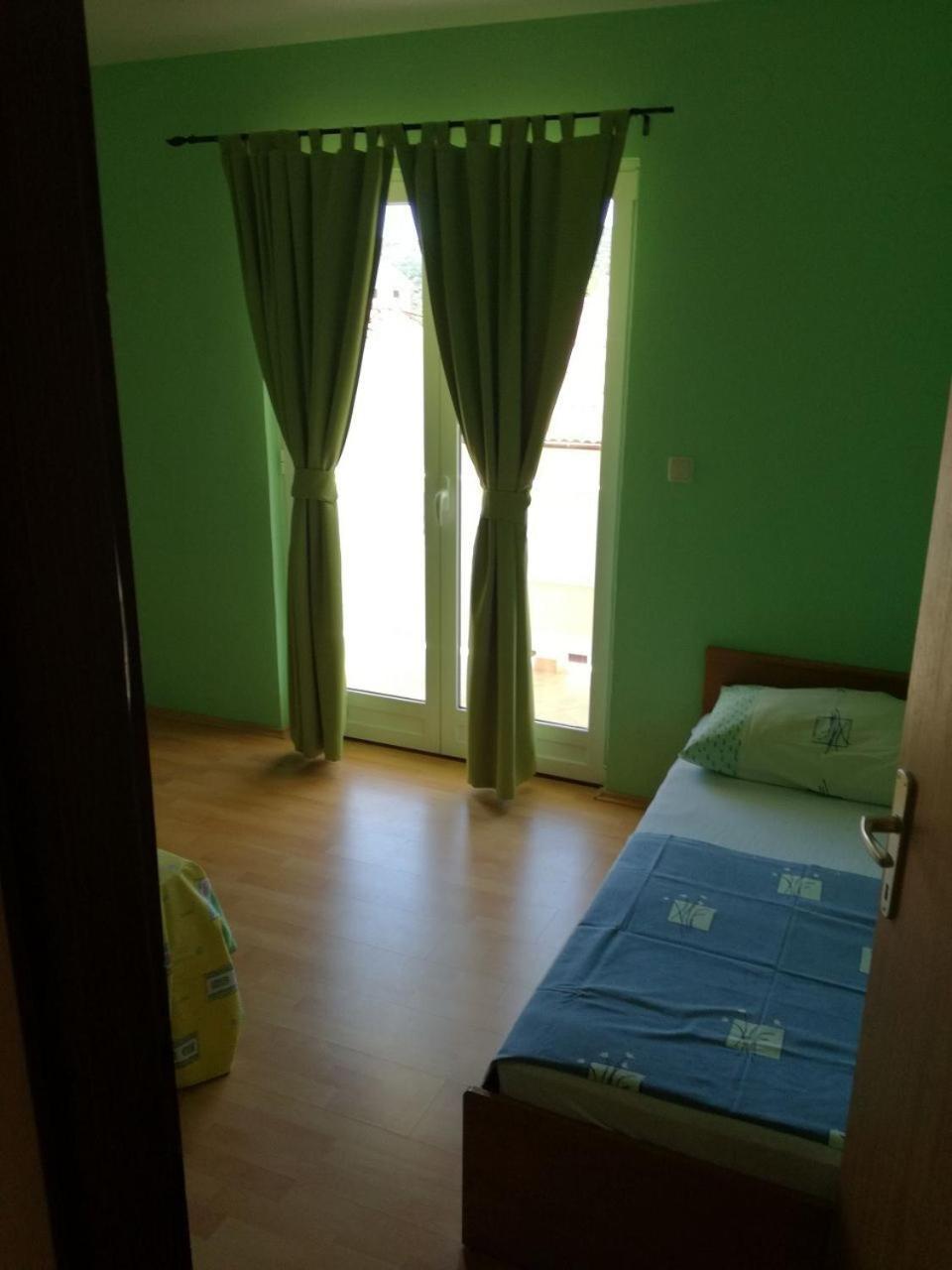 Apartments Robi- Swimming Pool And Beautiful Garden Kampor Εξωτερικό φωτογραφία