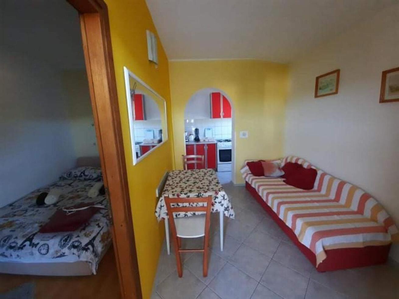 Apartments Robi- Swimming Pool And Beautiful Garden Kampor Εξωτερικό φωτογραφία