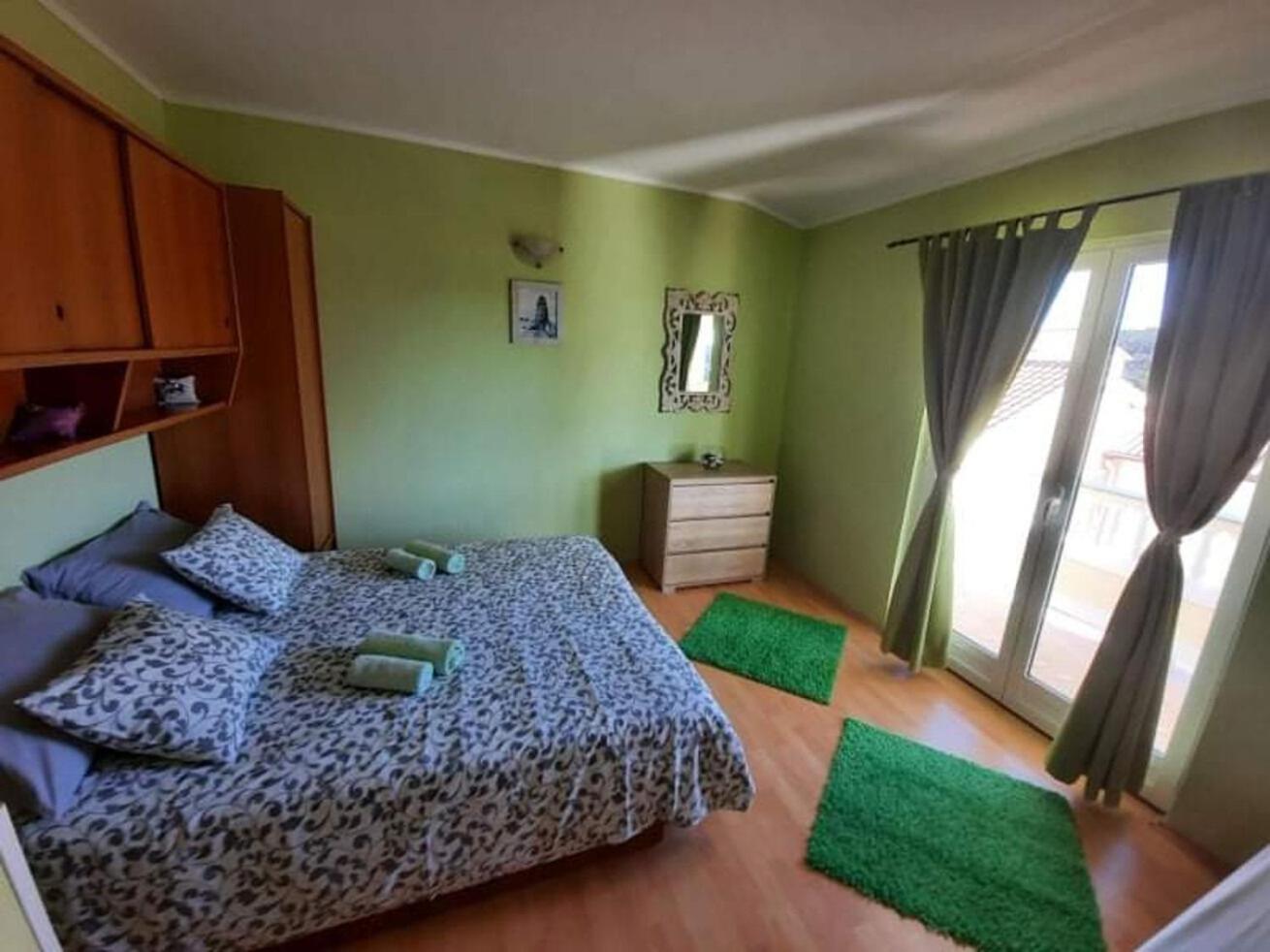 Apartments Robi- Swimming Pool And Beautiful Garden Kampor Εξωτερικό φωτογραφία