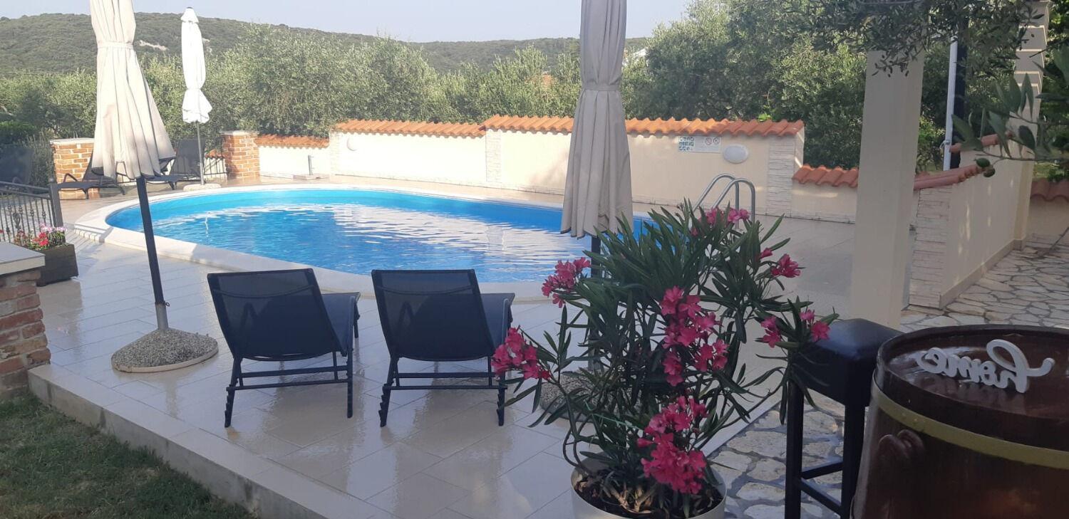 Apartments Robi- Swimming Pool And Beautiful Garden Kampor Εξωτερικό φωτογραφία