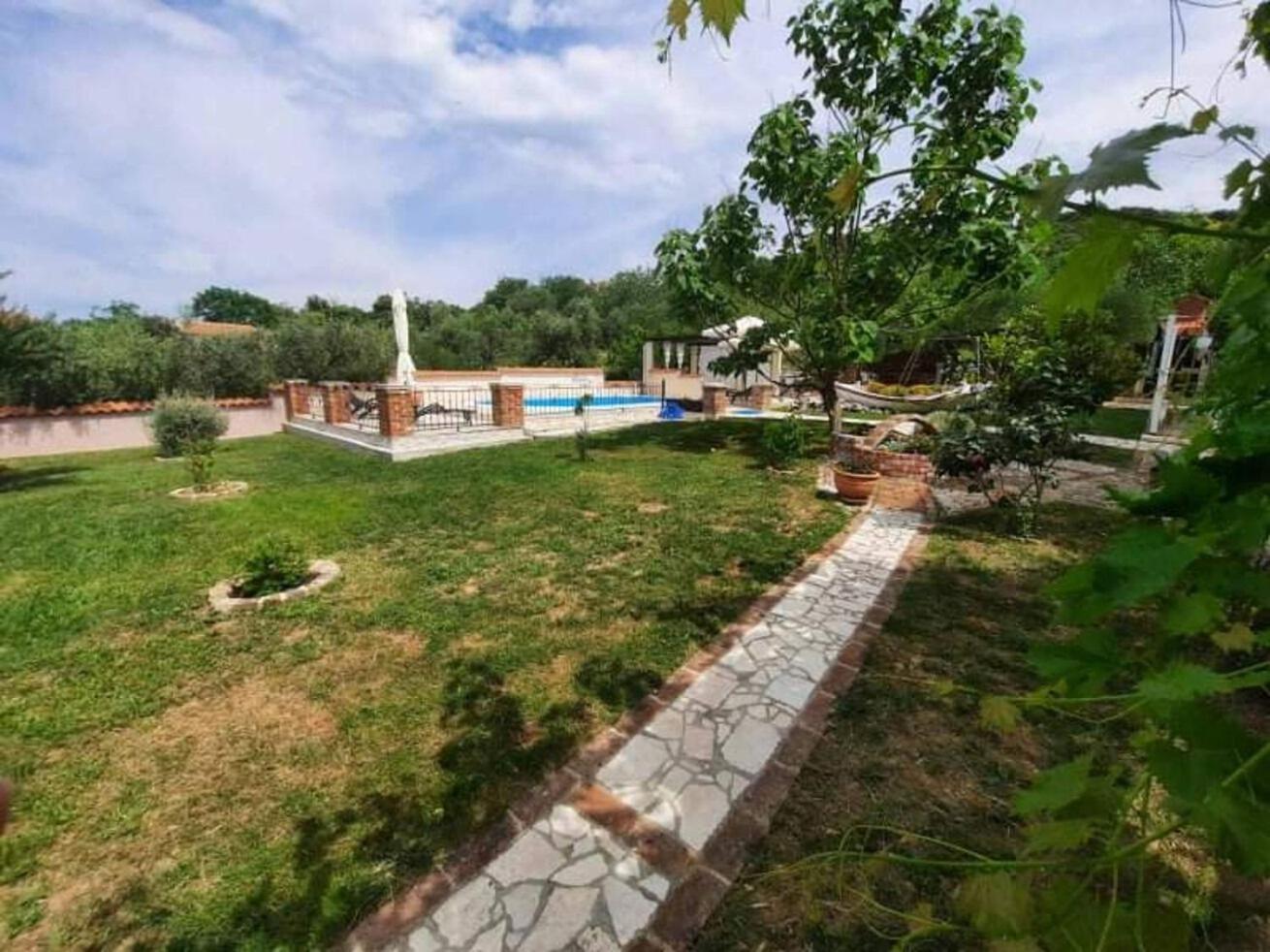 Apartments Robi- Swimming Pool And Beautiful Garden Kampor Εξωτερικό φωτογραφία